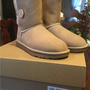 UGG Bailey Button Boots  New in Box color Sand